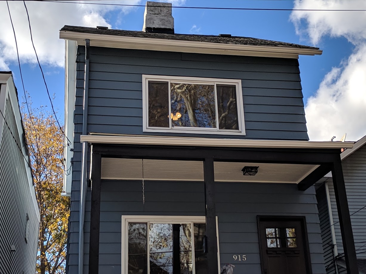 915 Mellon Street