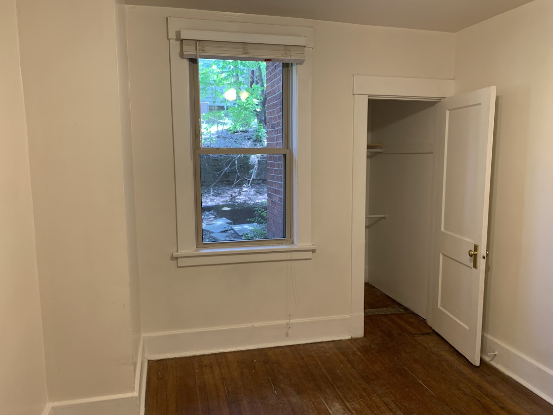 9657925C-944F-402B-867F-108402333EA5 2309 Eldridge Street – 1st Fl